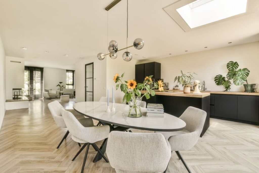 duży stół kuchenny